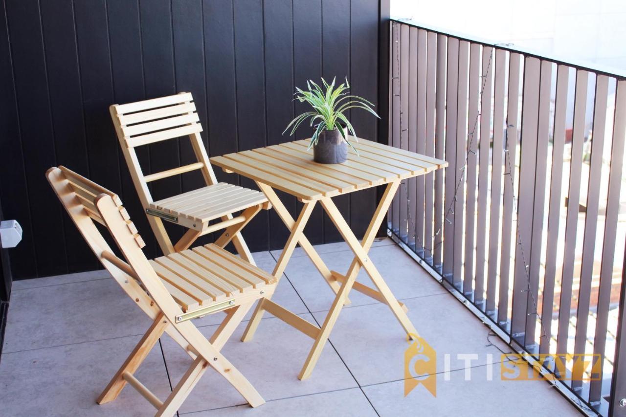 Stylish, Modern, Cute As A Button - Braddon Cbd Apartment Canberra Exterior photo