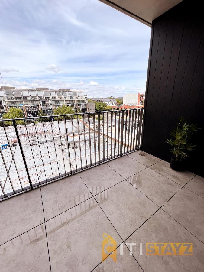 Stylish, Modern, Cute As A Button - Braddon Cbd Apartment Canberra Exterior photo