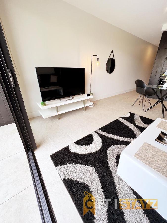 Stylish, Modern, Cute As A Button - Braddon Cbd Apartment Canberra Exterior photo