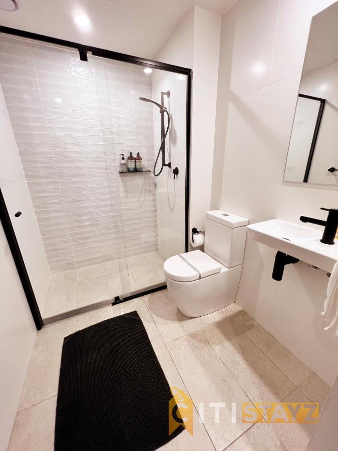 Stylish, Modern, Cute As A Button - Braddon Cbd Apartment Canberra Exterior photo
